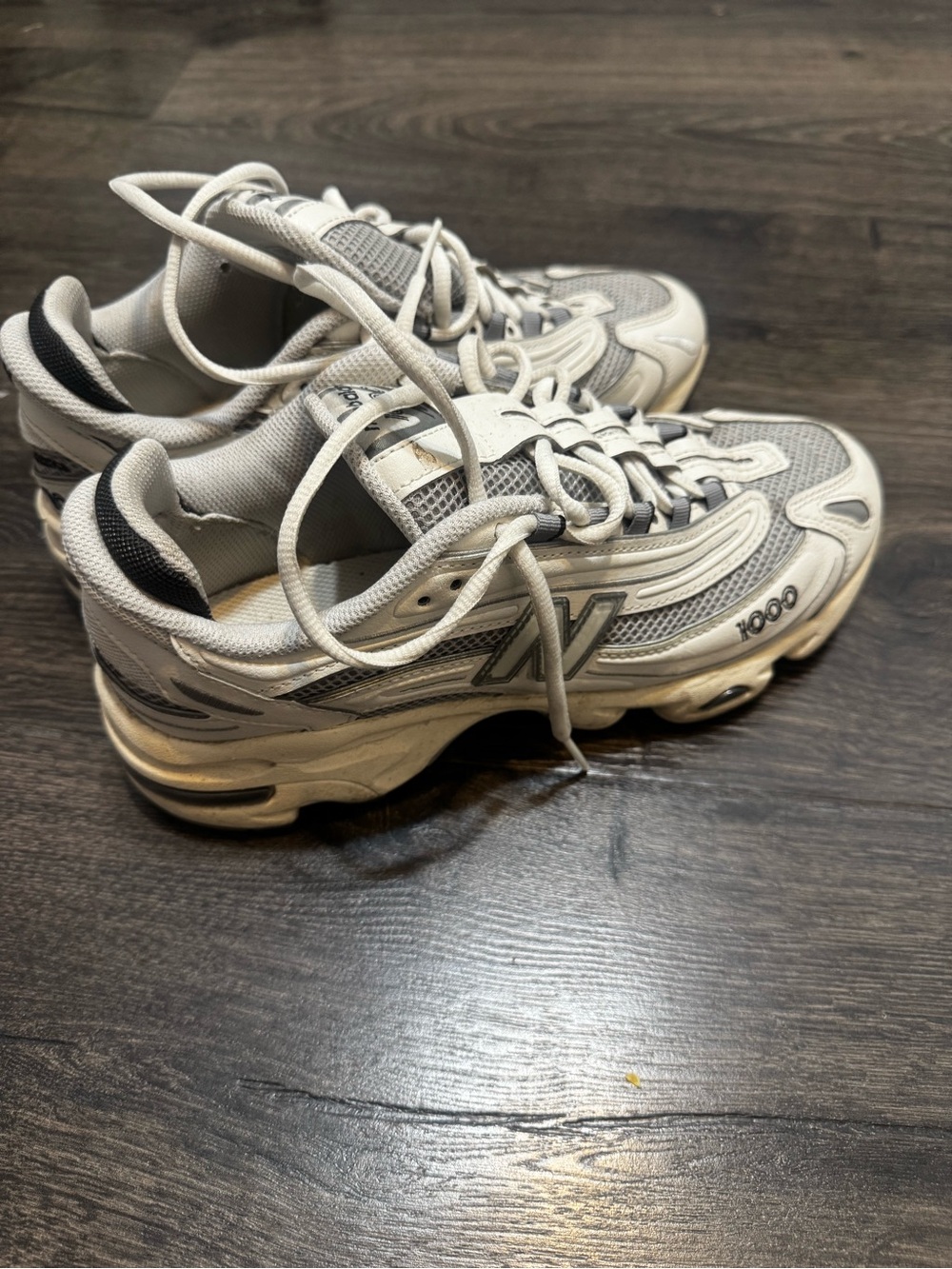 New Balance Women's Gray and White Athletic Sneakers